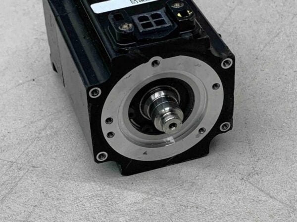 Fanuc A06B-0115-B275 AC Servo Motor - Image 6