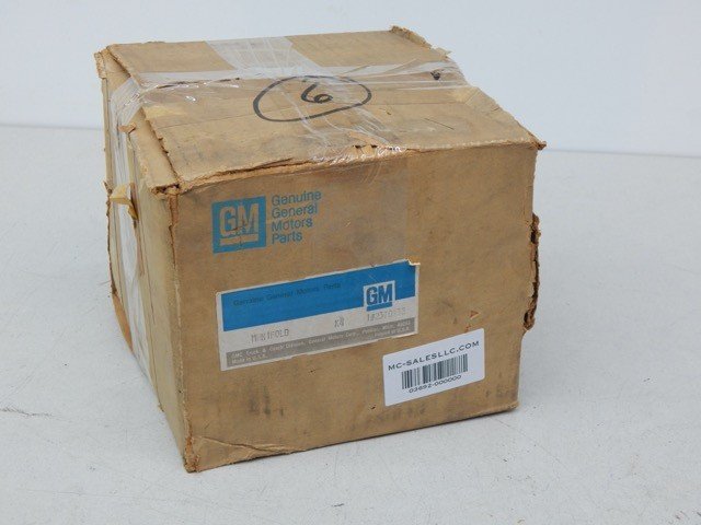 GM 2370932 Manifold - Image 2