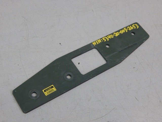 General Dynamics 10673373-001PEG, 5340200052653, Mounting Plate - Image 2
