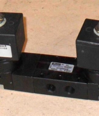 Parker 521009006B 150-PSI Solenoid Valve 2x Parker Coil 24Vdc 7L111C2 NEW