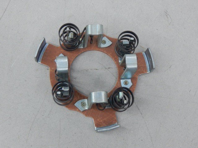 Prestolite 36–857, MFJ-1064 Brush Plate Assembly - Image 4
