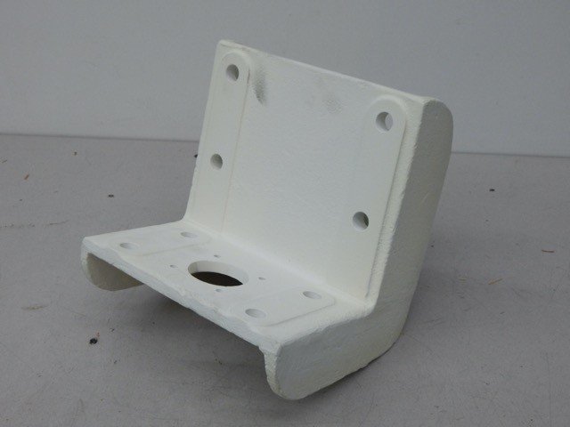 TACOM 83270027, 2540008327027, Tow Hook Bracket 105751R1, N3646