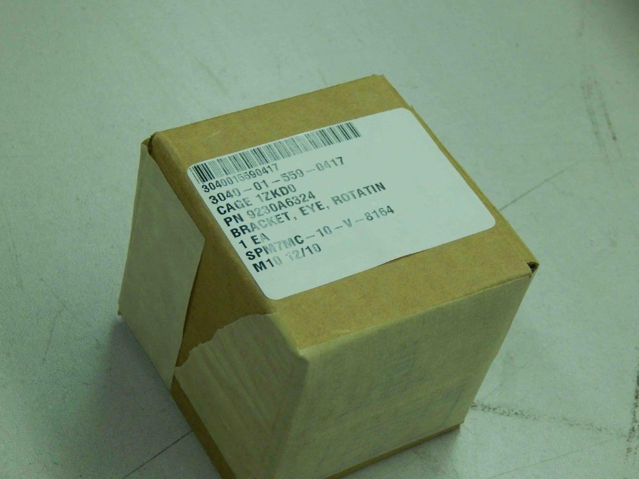 2IS 9230A6324, 3040015590417 Rotating Eye Bracket