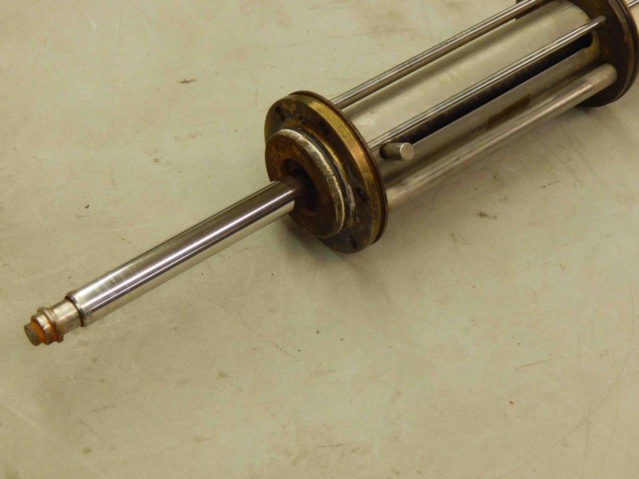 #469 Cylinder 2-1/2" Bore 6" Stroke 3/4" Shaft - Image 5