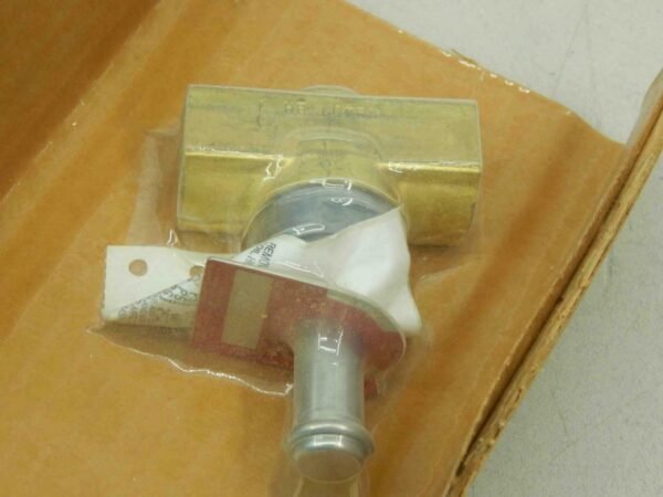 Dayton 4A700 ​General Purpose Solenoid Valve Body - Image 4