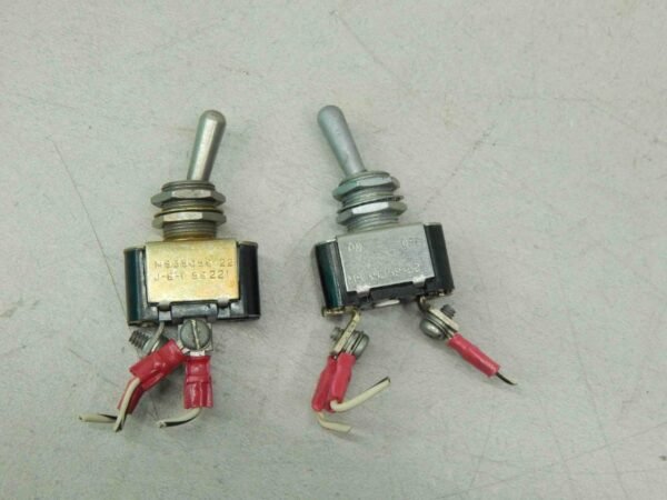 Mixed Lot of 10 Toggle Switch  8x Monetary 3 Position Return-To-Center 2x On/Off - Image 6