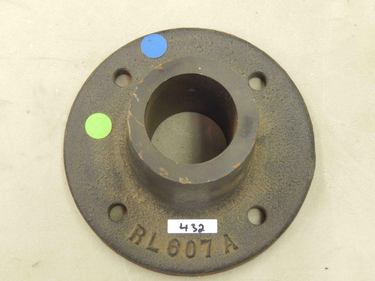 #432 RL607A Cast Iron Flange 2-1/4" Shaft 7-1/4" Base - Image 4