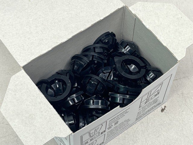 Arlington NM95, 3/4", Plastic, Cable Push-In Button Connector (Lot of 10) - Image 4