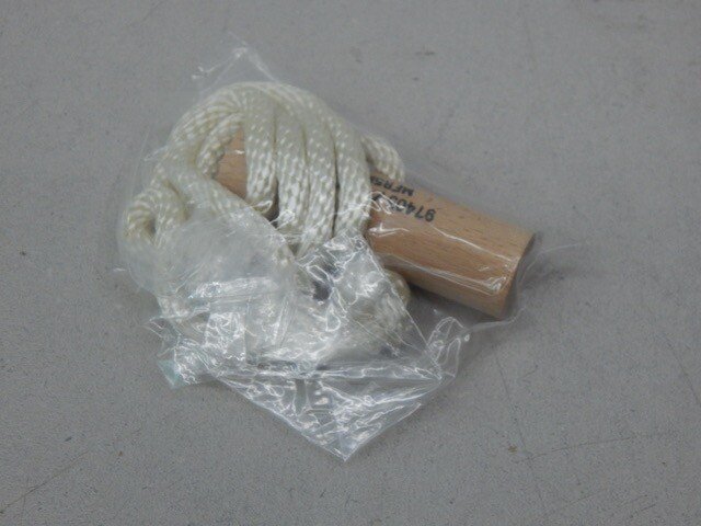 Cecom 9786E121, 2990009727950, Engine Starter Rope Nylon Cord w/ Wooden Handle