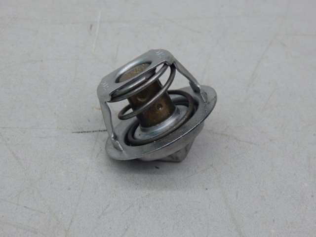 Detroit Diesel OEM 3046745, 6620011277876 Thermostat H3AA - Image 3