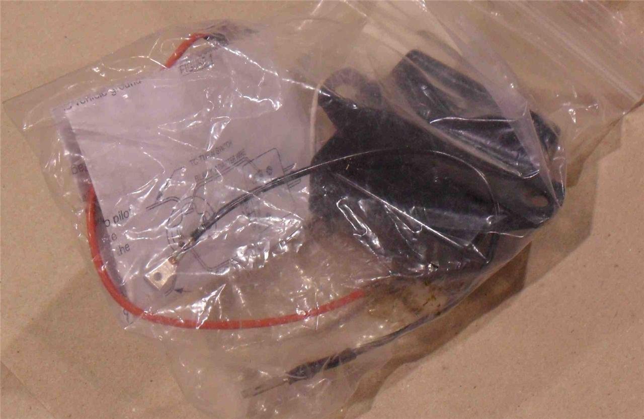 GM GMC Truck-Lite 656811 C600 OMNI Alternating Turn Signal Flasher 250V - 12V - Image 8