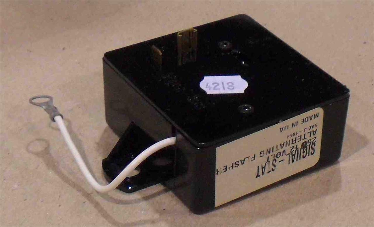 GM GMC Truck-Lite 656811 C600 OMNI Alternating Turn Signal Flasher 250V - 12V