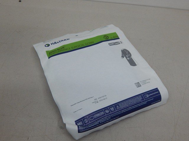 Halyard 41734, Performance Surgical Gown, XL-Extra Large