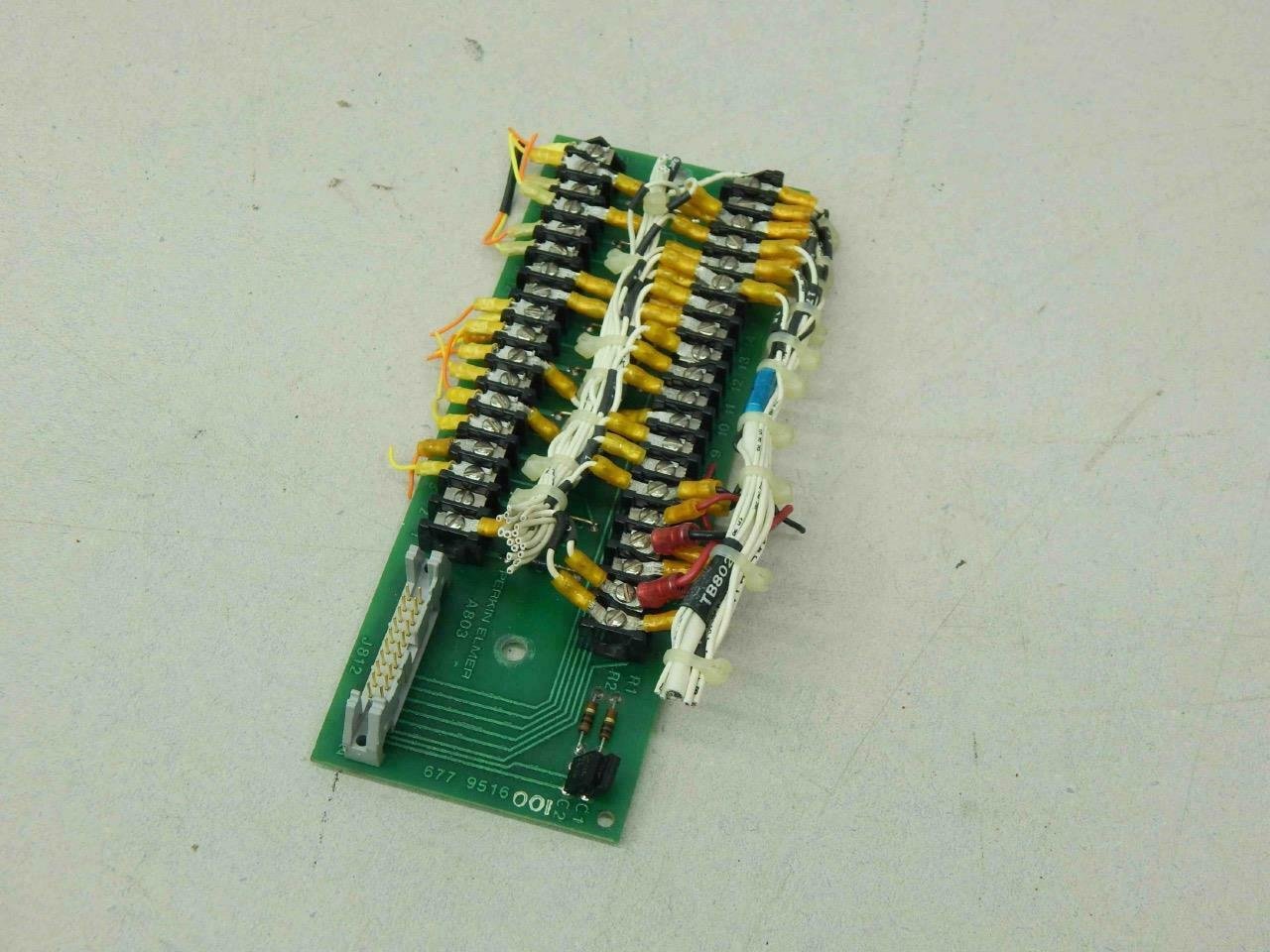 Perkin Elmer 677-9516-001 Circuit Board #01389