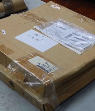 #202 BAE 11689520-6 2990-01-223-3736 Push Pull Control Assembly NEW