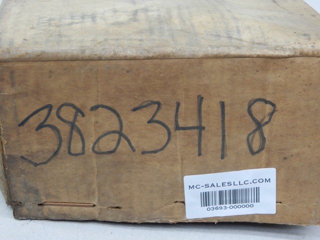 GM 3823418 Intake Manifold - Image 7