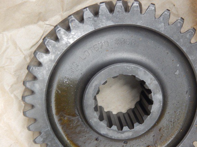 John Deere TH111139, T200649, 4320014740128, Main Hydraulic Pump Helical Gear - Image 6