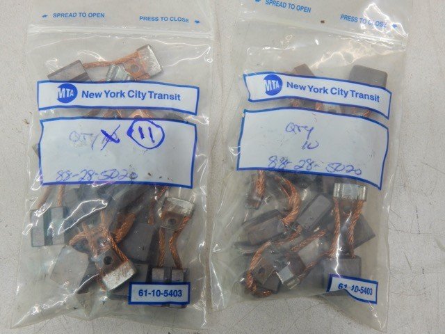New York City Transit 88–28–5020 Brush (Sold Separately) - Image 3
