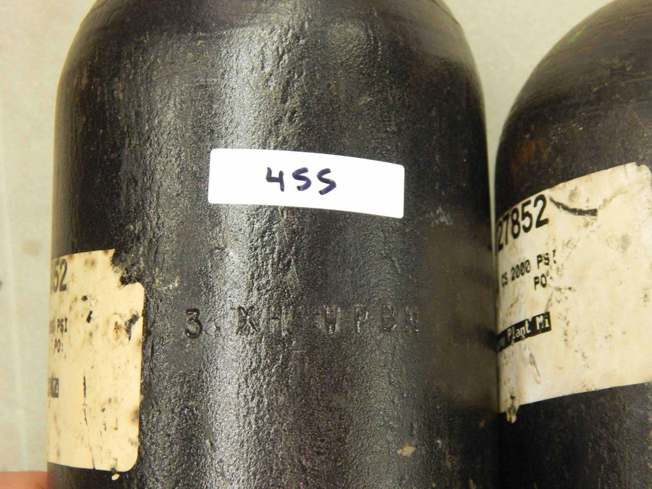 #455 Bull Plug 1727852 3xH WPBN 3" Dia 2000 PSI - Image 5