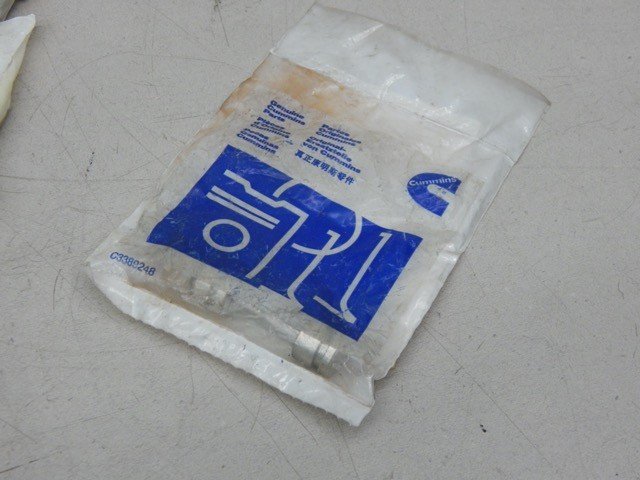 Cummins 191604, 19160400, 3040011434173, Valve Shaft
