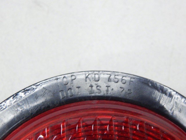 KD Lamp 756–2605, 756F Lamp Red Round Stop / Tail Light - Image 3