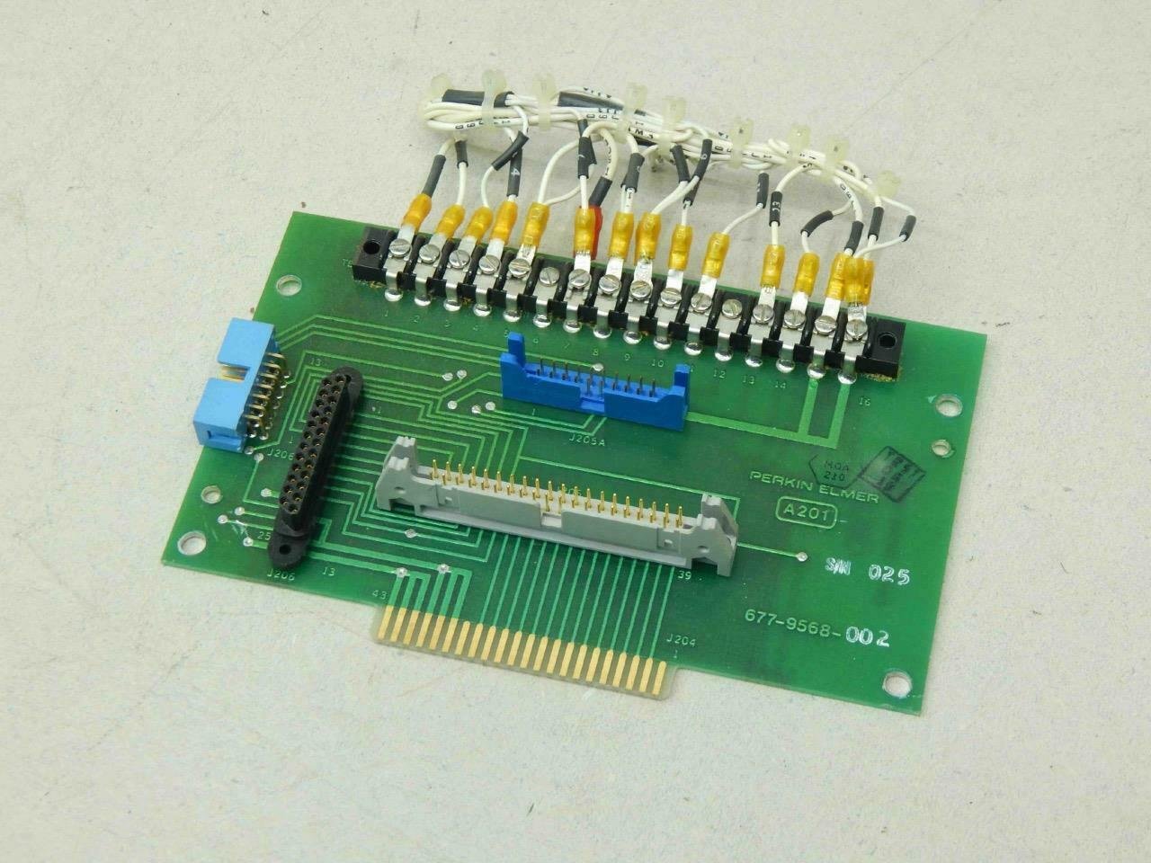 Perkin Elmer 677-9568-002 Circuit Board #01406