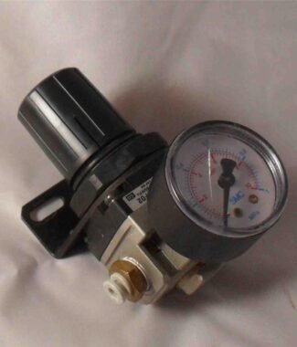 SMC EAR2000-F02 Pneumatic Pressure Regulator  w/ Gauge 0-1 MPa