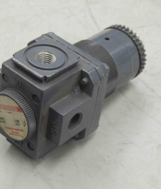 #200 Arrow R352 Pneumatic Regulator 125LP 300 PSIG