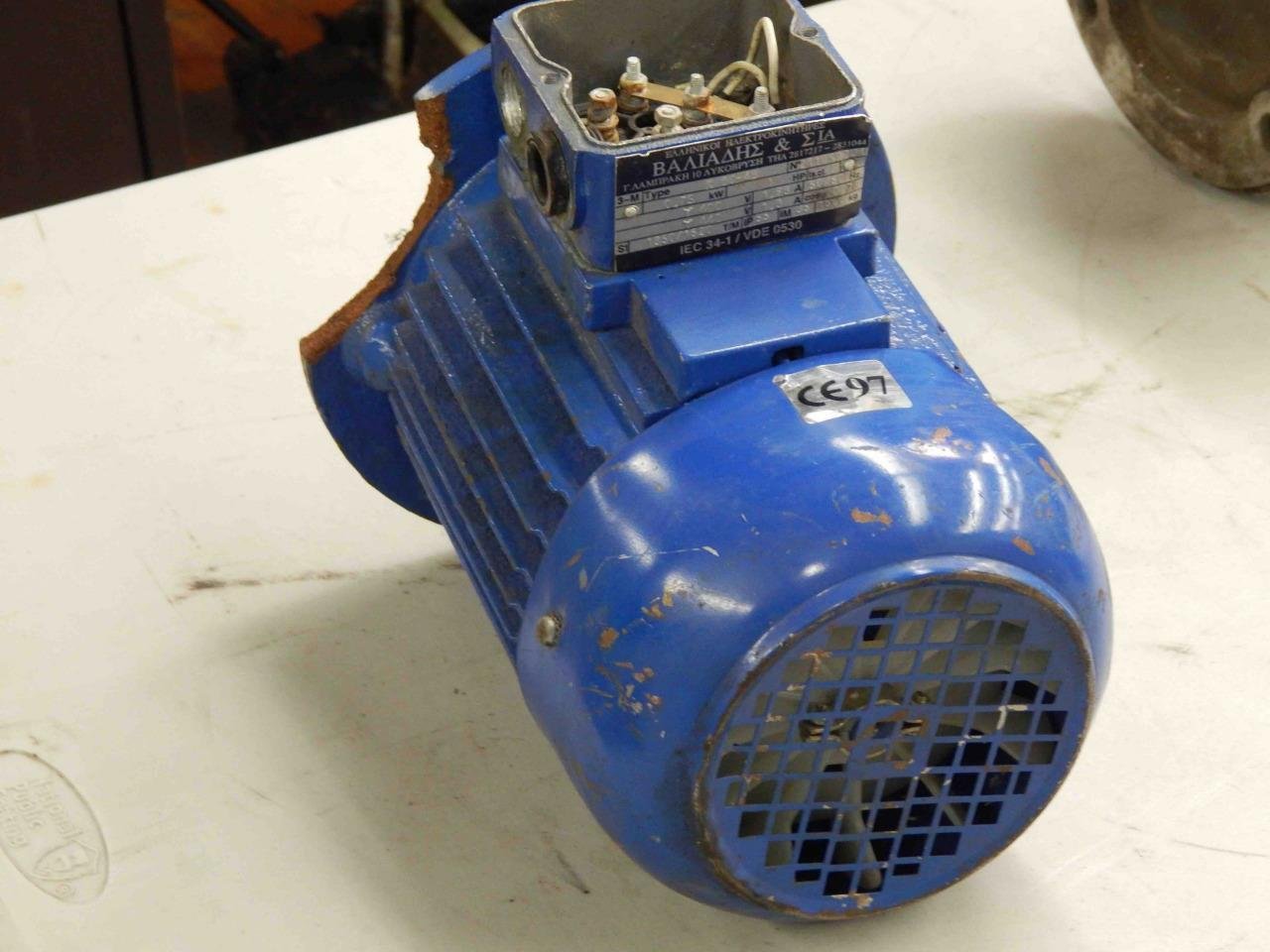 #48 Valiadis Hellenic Motor 3~ Motor Type K80-4B .75-KW 1-HP 2410597J4 440/440V - Image 5