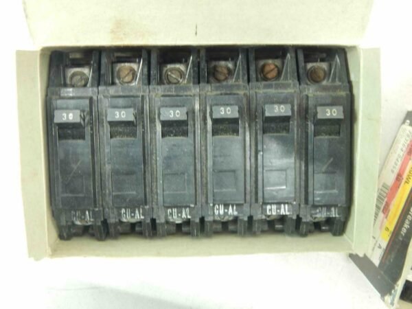 General Electric TQC1130, 30 Amp, Circuit Breaker 120/240Vac (​Sold Separately) - Image 3