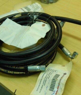 Spartan 2964-MM5-002, 4720-01-579-0392, 91" Steering Assist Hose w/ Fitting #670
