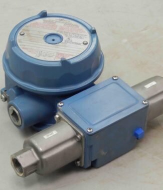 #291 United Electric UE J120KS147B 3-30 PSID .2-2.1 BAR Proof: 300PSI Switch