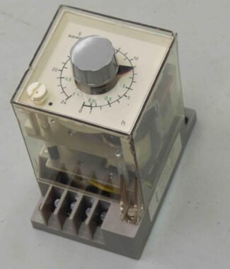 #772 Siemens 7PR30 34-2 110V ​Time Delay Relay