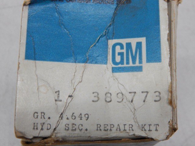 GM 389773 Master Cylinder Repair Kit - Image 2