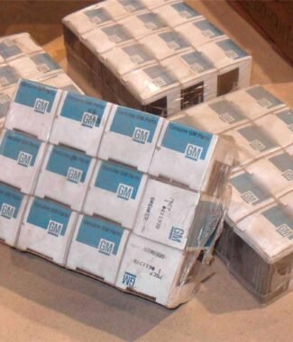 Lot of 4 General Motors GM Breaker 611930 75C7 NEW
