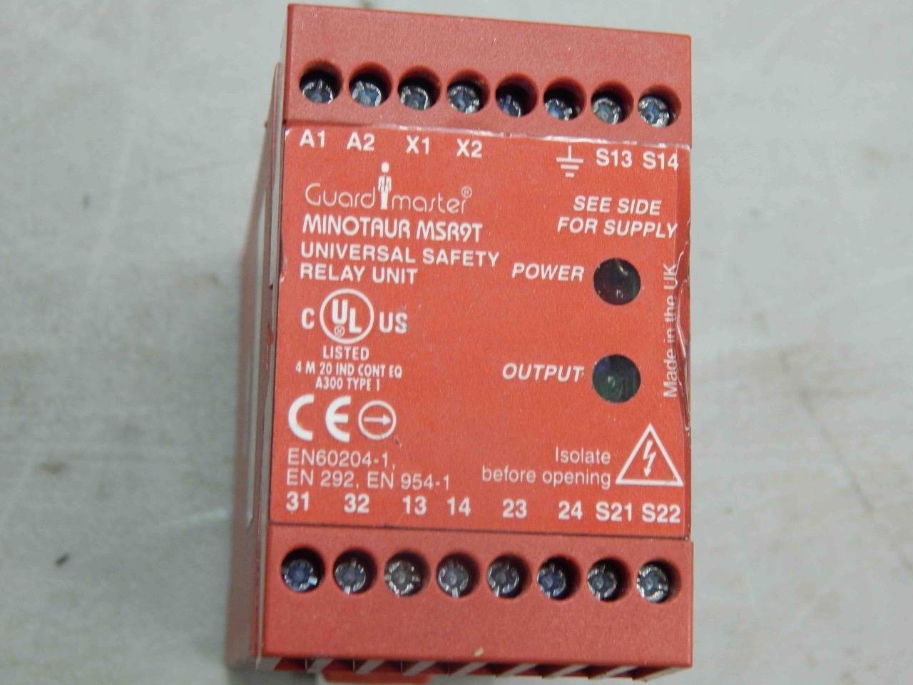 #997 Allen Bradley Guardmaster 440R-F23028 Ser A MSR9T Universal Safety