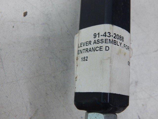 MTA 208-1426, 9206N, 91-43-2088 Lever Assembly for Entrance Door Mechanism Front - Image 3