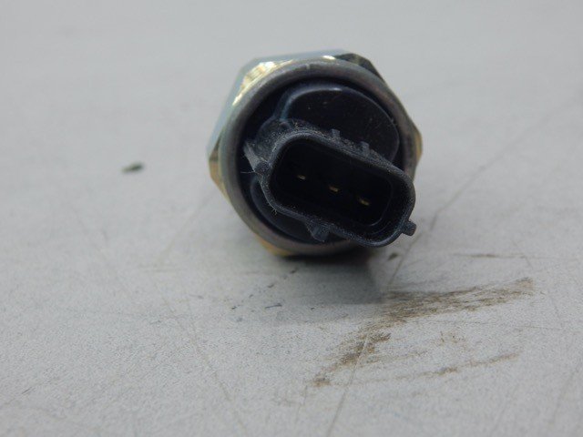 OEM Genuine John Deere RE520930, 6620015401324, Pressure Transmitter - Image 5