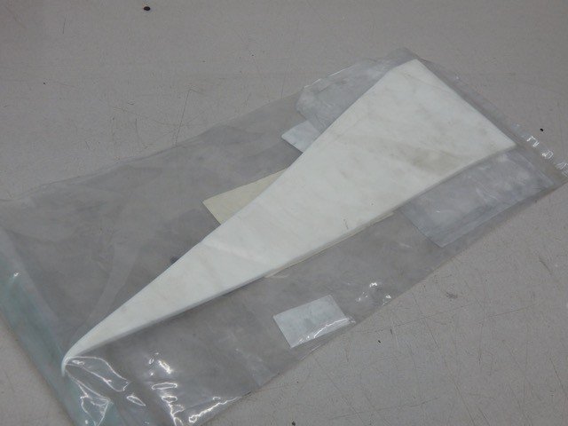 Oshkosh 1332990, 2510011555128, Insulation Top Box
