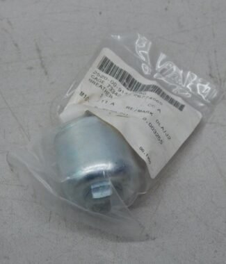 Oshkosh 6774565, 2520009144680, Breather