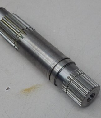 TACOM 1000679, L1000679 Splined Gear Shaft