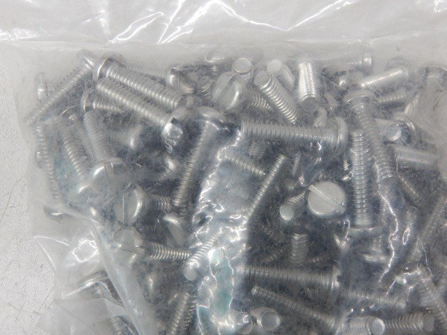 TACOM FFS92, 5305000826862, Machine Screw (Pulled from Bag - Sold Separately) - Image 4