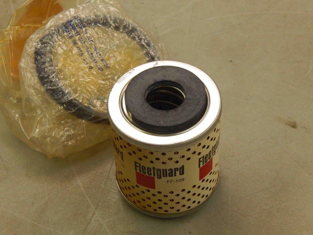 #523 Fleetguard FF109 Fuel Filter Element - New