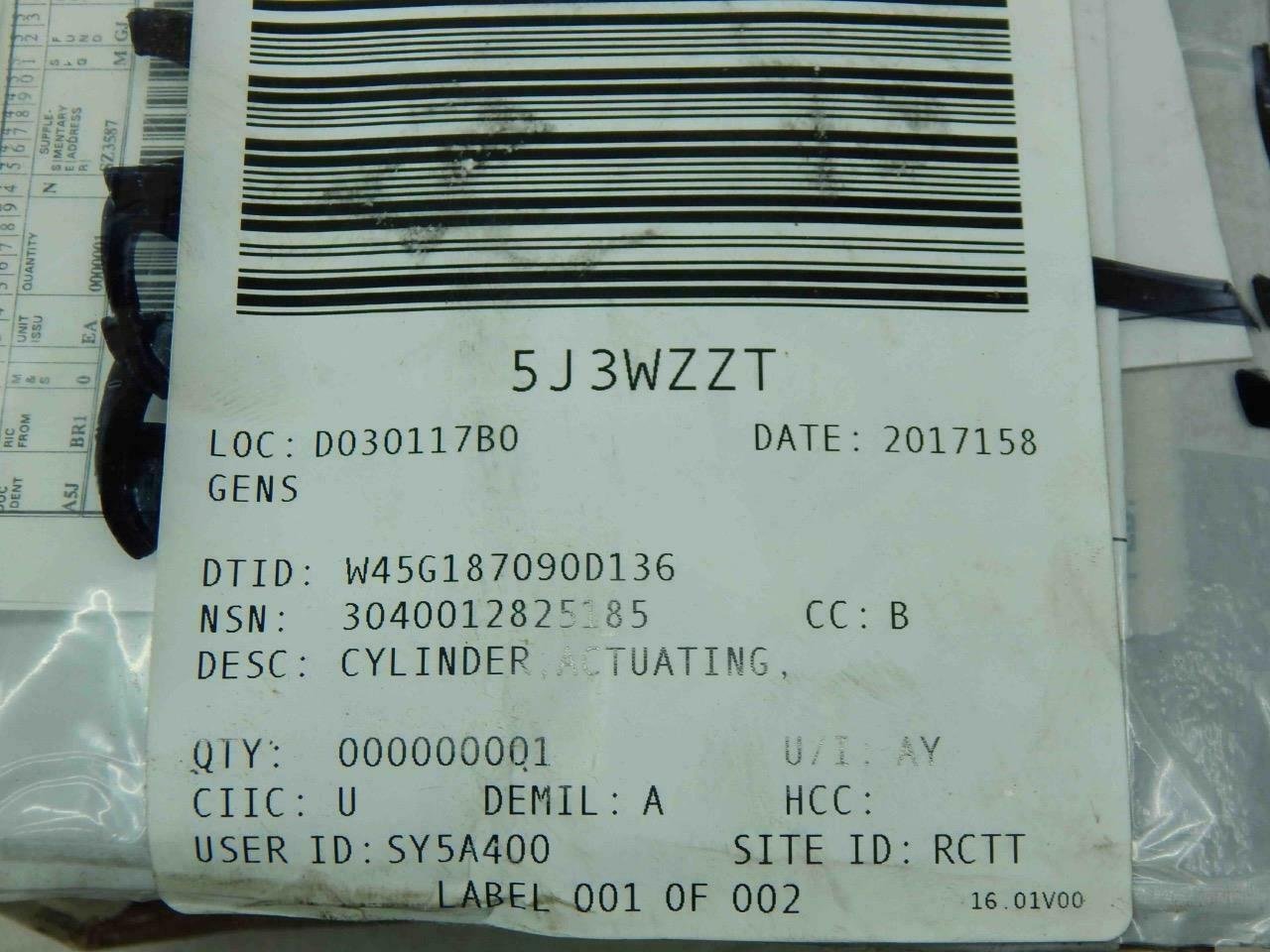 Grove 7-372-001978, 3040012825185 Linear Actuating Cylinder - Image 3