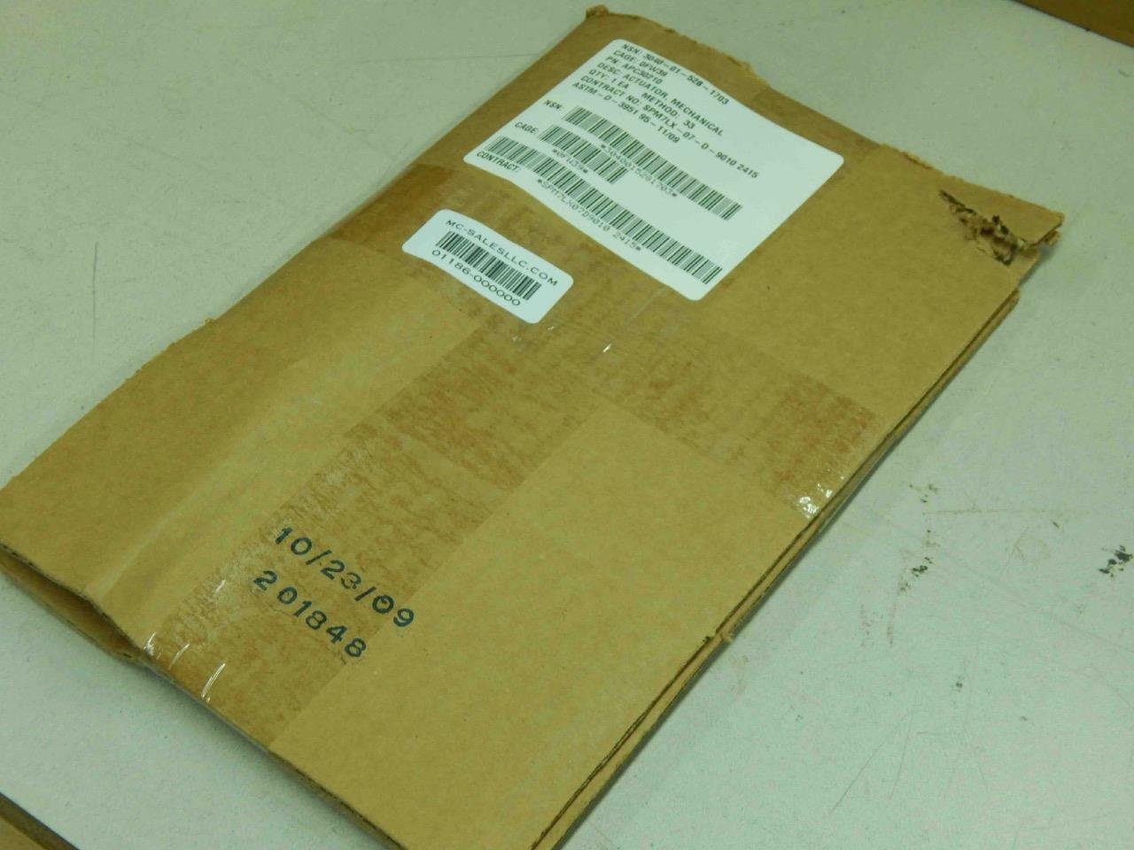 BAE APC30210, 3040015281703 MECHANICAL ACTUATOR