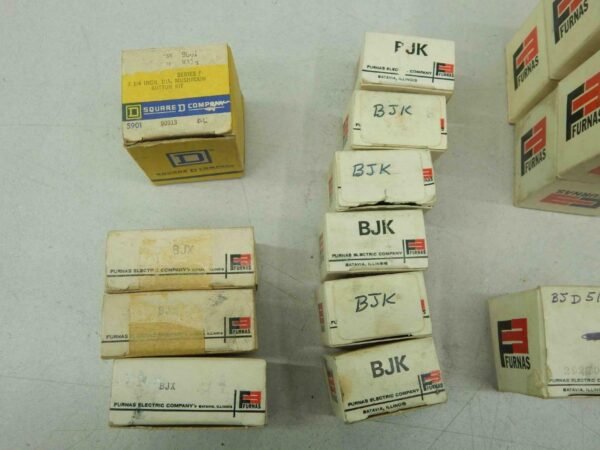 Furnas, Square D, Mixed Pushbutton Contact Block (Lot of 20) - Image 3