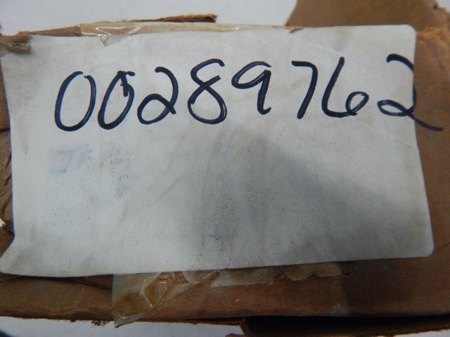 General Motors GM T292878B, 00289762 Manifold, TF 700CYL Head Cpl - Image 9