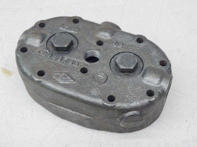 General Motors GM T292878B, 00289762 Manifold, TF 700CYL Head Cpl