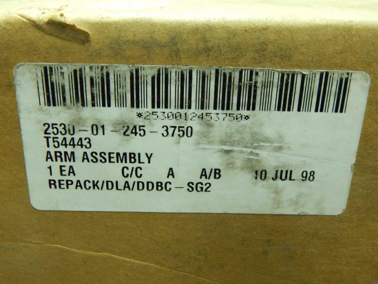 John Deere T54443, T48230, 2530012453750 Steering Gear Arm Assembly - Image 2
