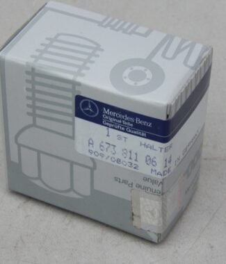 Mercedes-Benz, Dailmer A-673–811–06–14 Mount Bracket Holder Clamp Halter